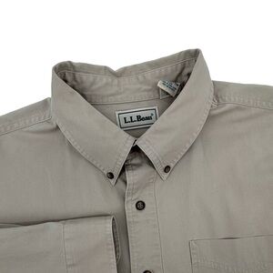 L.L. Bean Men's L Tall Casual Button-Down Shirt in Tan heavier fabric